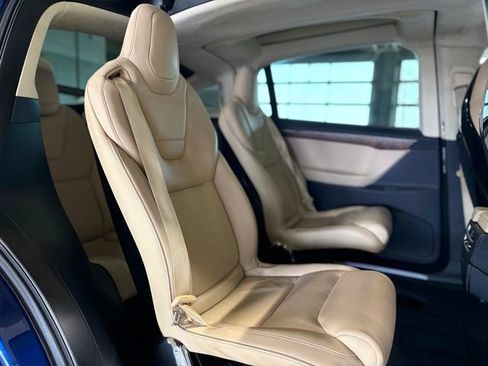 Used 2017 Tesla Model X P100D image 27