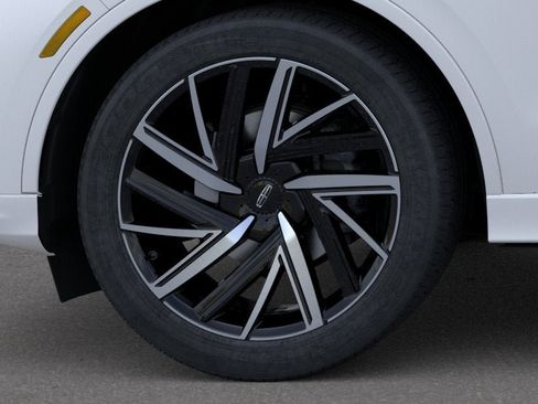 New 2025 Lincoln Aviator Black Label w/ Black Label Special Edition AWD/4WD image 19