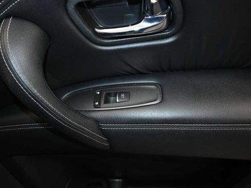 Used 2017 Nissan Armada SL w/ Interior Lighting Package AWD/4WD image 31