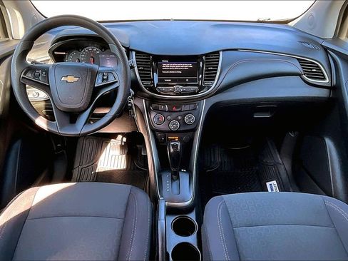 Certified 2020 Chevrolet Trax LS w/ Tint and Cruise Package image 8
