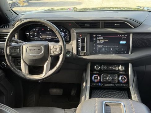 Used 2022 GMC Yukon Denali w/ Denali Premium Package RWD image 21
