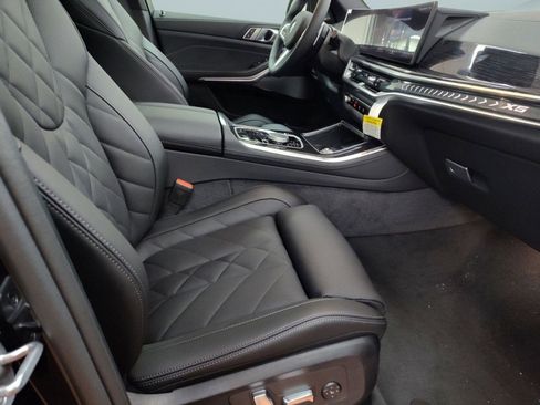 Used 2026 BMW X5 xDrive40i w/ M Sport Package image 25