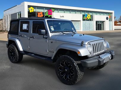 Used 2018 Jeep Wrangler Unlimited Sahara w/ Connectivity Group