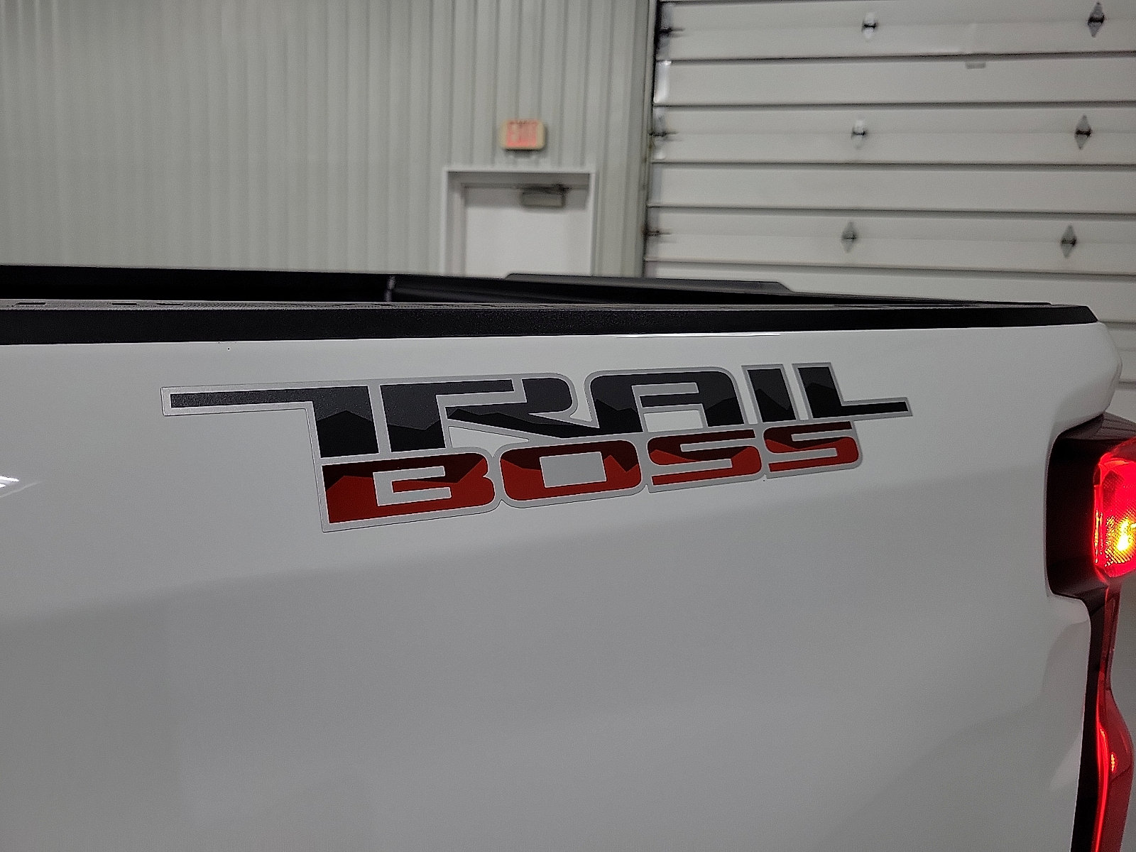 Used 2026 Chevrolet Silverado 1500 LT Trail Boss w/ Convenience Package II AWD/4WD image 20