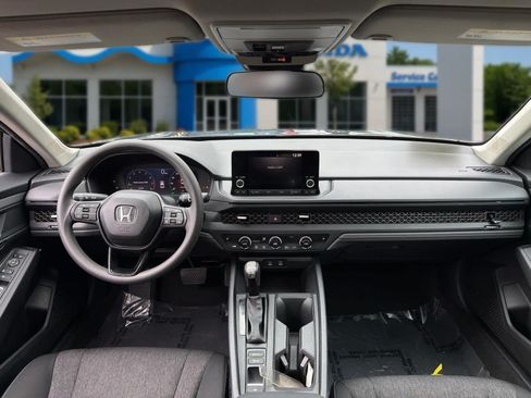 Used 2024 Honda Accord EX image 30