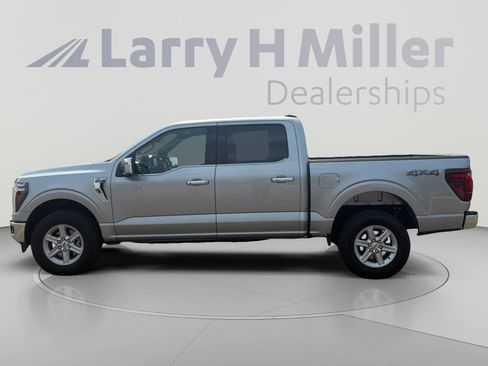 Used 2025 Ford F150 Lariat AWD/4WD image 3