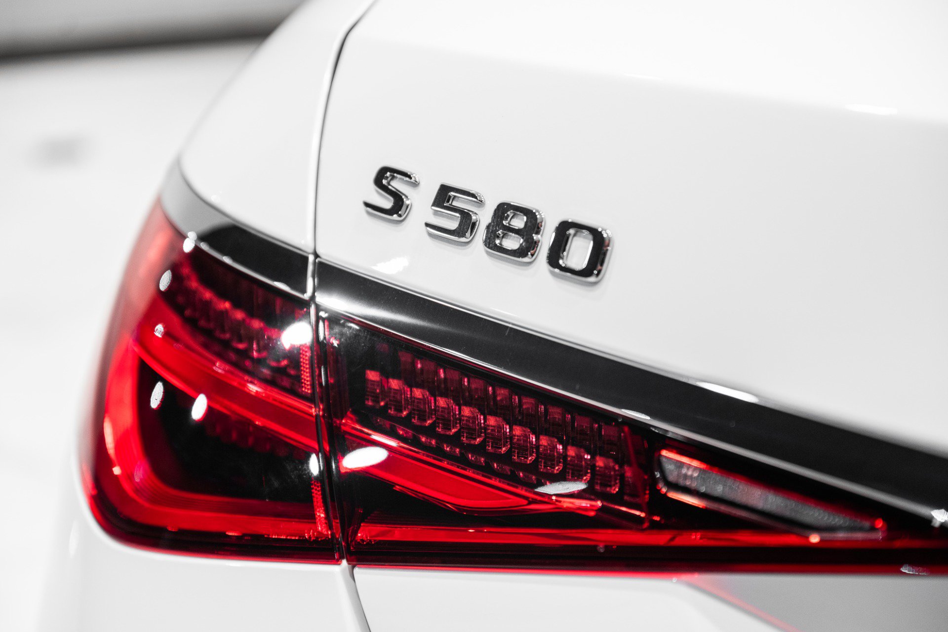 Used 2025 Mercedes-Benz S 580 4MATIC Sedan image 13