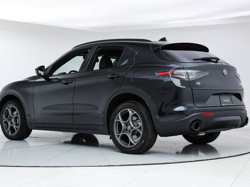 New 2025 Alfa Romeo Stelvio Sprint w/ Convenience Package image 3