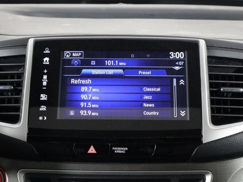 Used 2017 Honda Pilot EX-L image 28