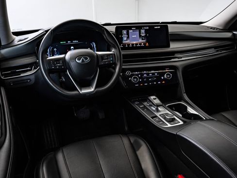 Used 2025 INFINITI QX60 Luxe AWD/4WD image 4