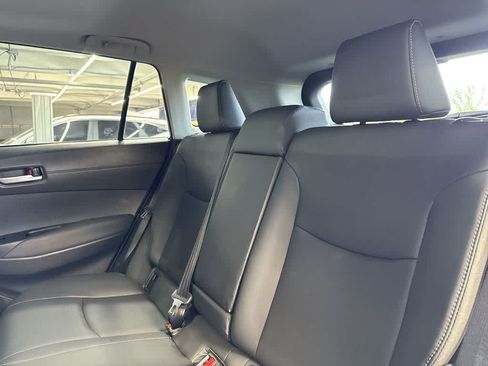Used 2026 Toyota Corolla Cross XLE w/ Convenience Package FWD image 22