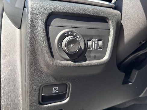 New 2025 Jeep Grand Cherokee L Limited image 29