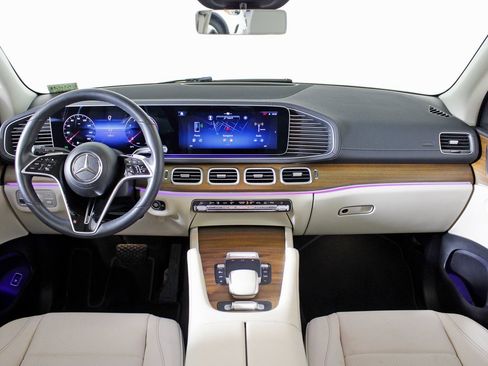 Certified 2024 Mercedes-Benz GLS 450 4MATIC image 15