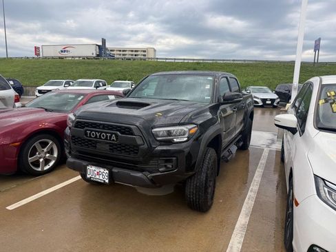 Certified 2023 Toyota Tacoma TRD Pro AWD/4WD image 2