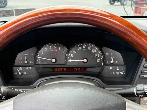 Used 2005 Cadillac XLR RWD image 35