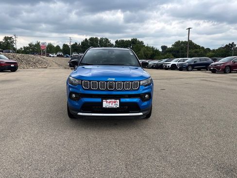 Used 2025 Jeep Compass Limited AWD/4WD image 8