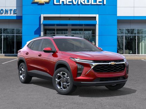 New 2026 Chevrolet Trax LT w/ Driver Confidence Package image 7
