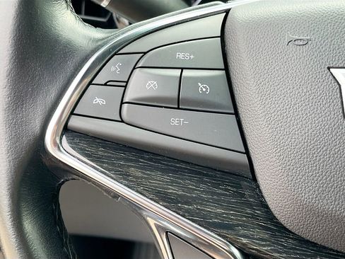 Used 2021 Cadillac XT5 Premium Luxury AWD/4WD image 19
