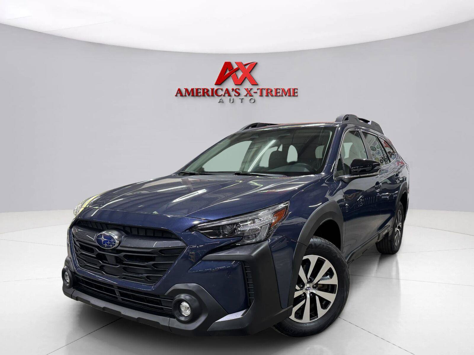 Used 2025 Subaru Outback Premium AWD/4WD image 1