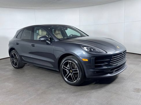 Certified 2021 Porsche Macan S AWD/4WD image 9