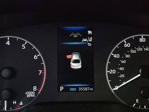 Used 2023 Toyota Corolla LE FWD image 10
