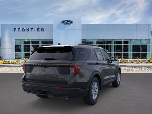 New 2026 Ford Explorer Active image 8