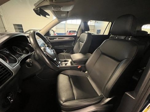 Used 2019 Volkswagen Atlas SE image 21