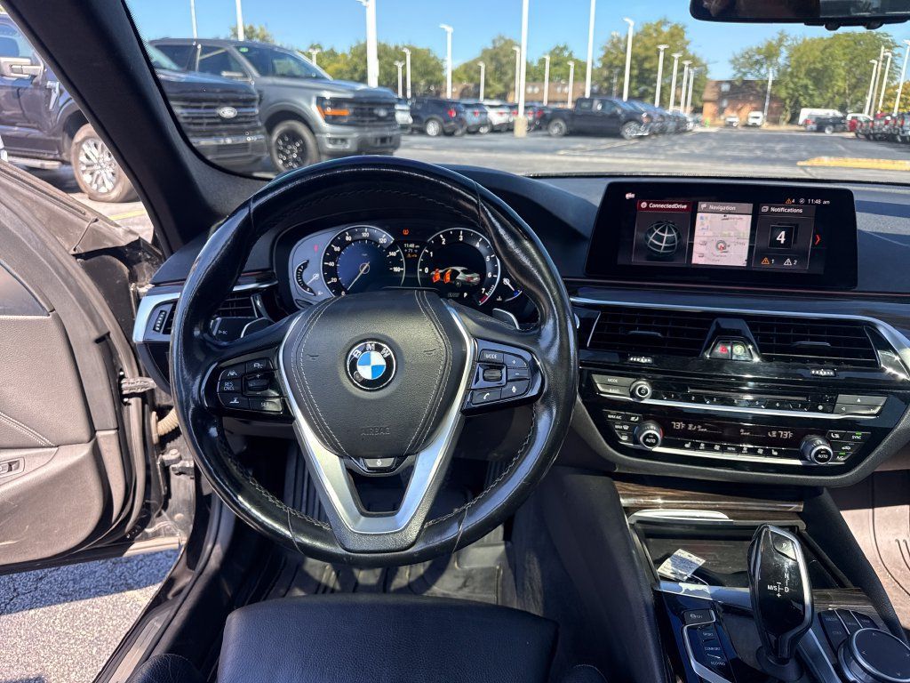 Used 2019 BMW 540i xDrive AWD/4WD image 28