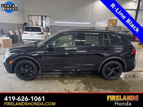 Used 2023 Volkswagen Tiguan SE R-Line image 1