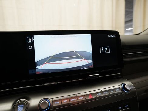 Used 2025 Hyundai Kona SEL image 19