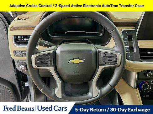 Used 2023 Chevrolet Suburban Premier w/ Premium Package AWD/4WD image 17