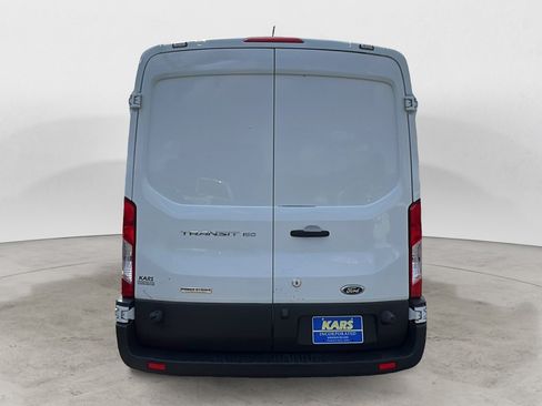 Used 2016 Ford Transit 150 148 Medium Roof RWD image 5