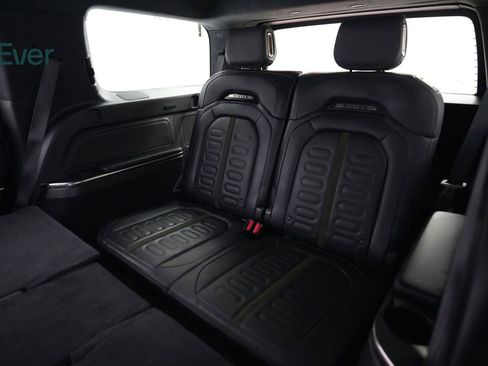 Used 2024 Rivian R1S Adventure image 25