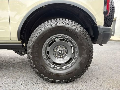 Used 2025 Ford Bronco Badlands AWD/4WD image 31