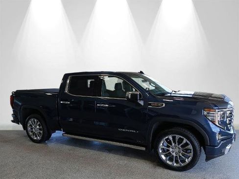 Used 2023 GMC Sierra 1500 Denali image 1