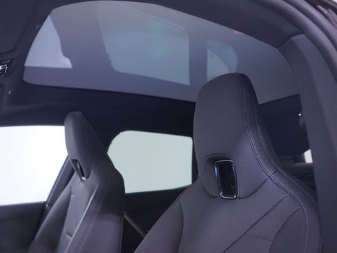 Used 2026 BMW iX xDrive60 w/ Premium Package image 8