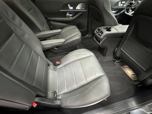 Certified 2024 Mercedes-Benz GLS 450 4MATIC image 18