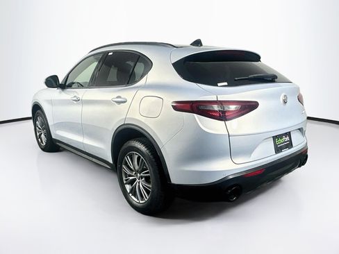 Used 2023 Alfa Romeo Stelvio Sprint RWD image 5