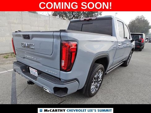 Used 2025 GMC Sierra 1500 Denali Ultimate image 4