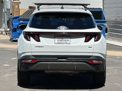 Used 2022 Hyundai Tucson Limited AWD/4WD image 5