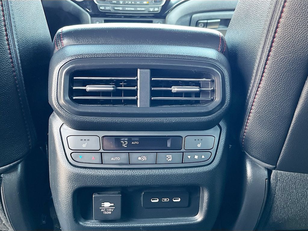 Used 2025 Honda Passport Black Edition image 27