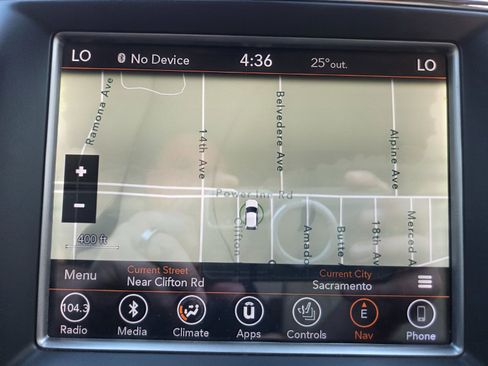 Used 2018 Jeep Grand Cherokee Limited image 18