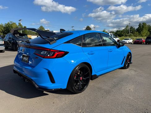 Used 2025 Honda Civic Type R image 10