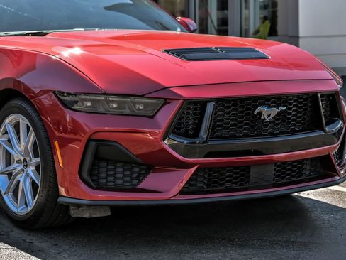 Used 2024 Ford Mustang GT Premium image 10