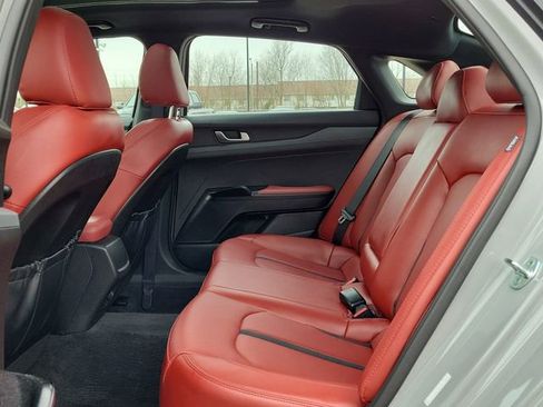 Used 2023 Kia K5 GT-Line image 11