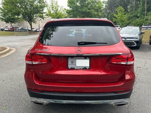 Used 2019 Mercedes-Benz GLC 300 w/ Parking Assistance Package image 6