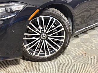 Used 2021 Mercedes-Benz S 580 4MATIC Sedan video 2
