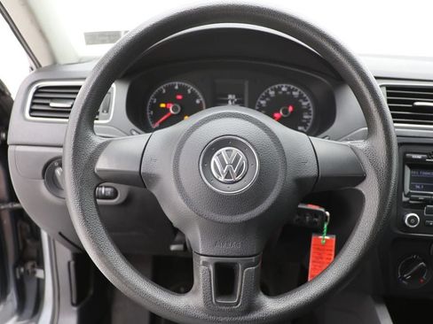 Used 2013 Volkswagen Jetta S image 15