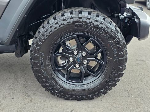 Used 2025 Jeep Wrangler Unlimited Sport S 4xe image 8