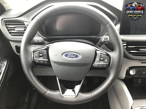 Used 2025 Ford Escape Active w/ Tech Pack #1 FWD image 14